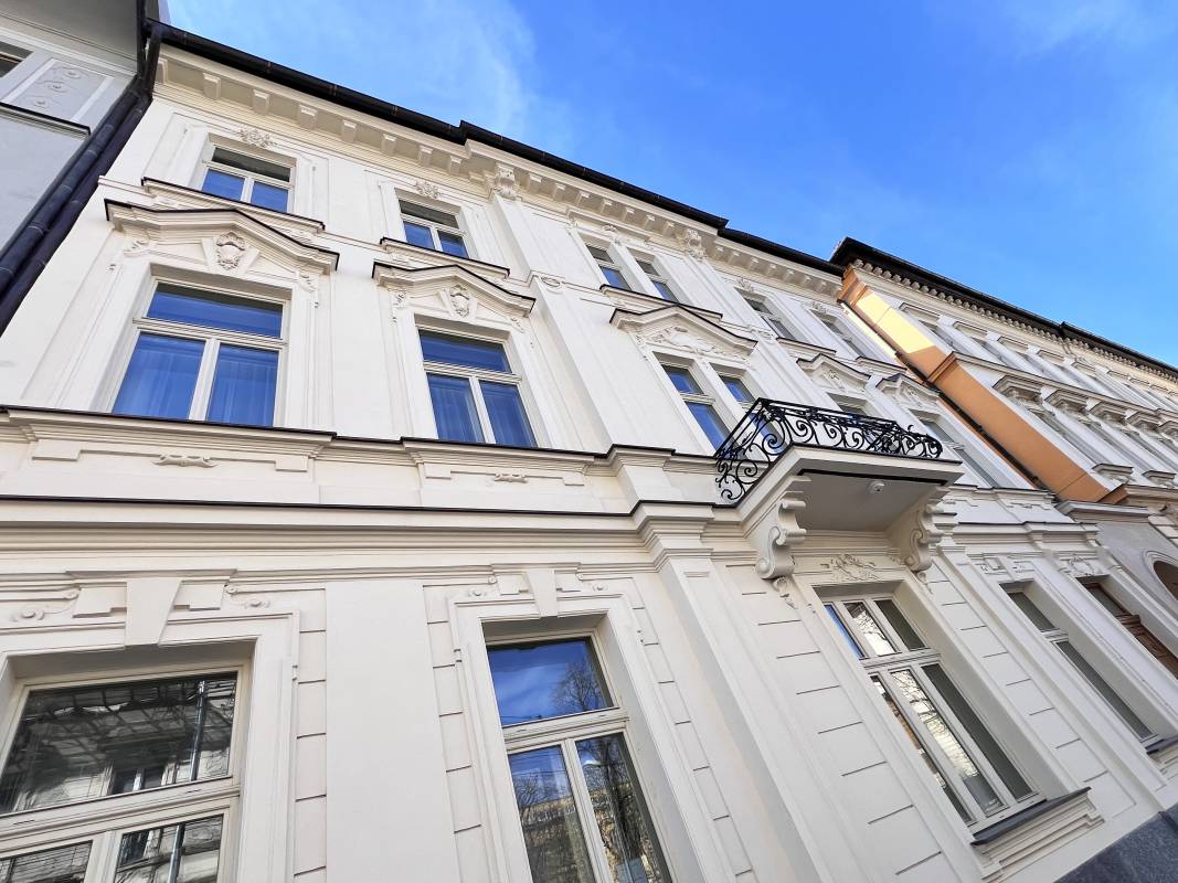 BYTOVÝ DOM PALISÁDY
